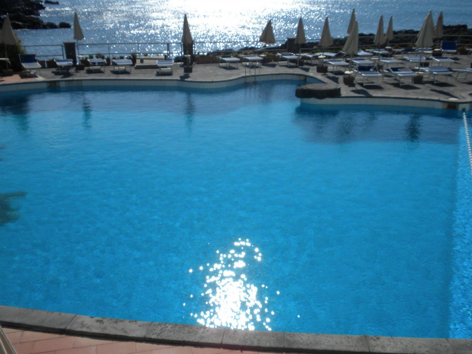 Arathena Rocks Giardini-Naxos