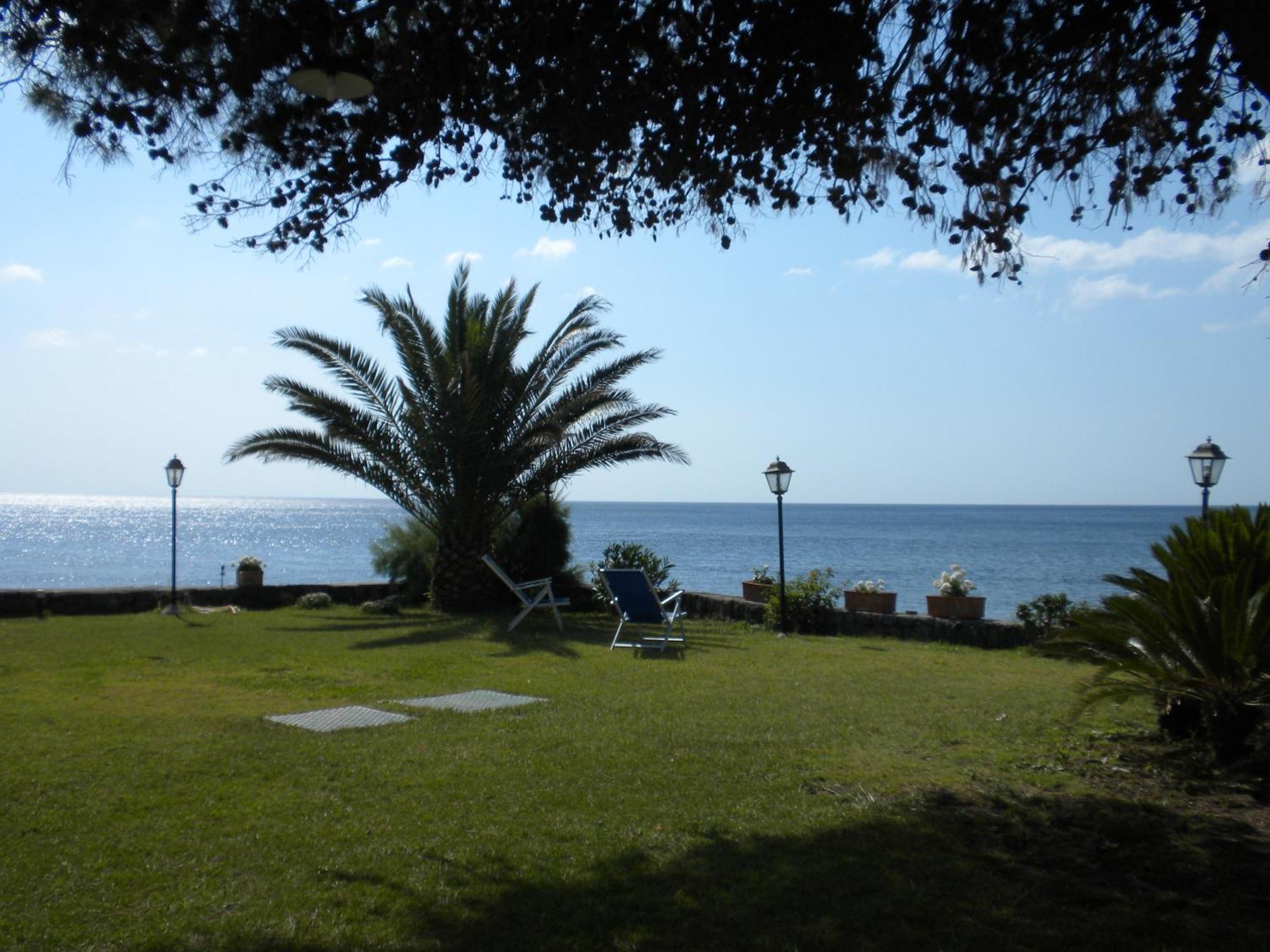 Hotel Arathena Rocks Giardini-Naxos